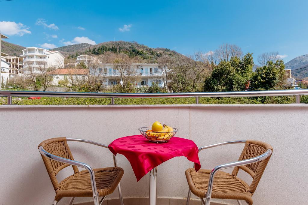 Apartments Perper Τίβατ Εξωτερικό φωτογραφία