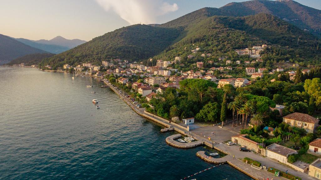 Apartments Perper Τίβατ Εξωτερικό φωτογραφία