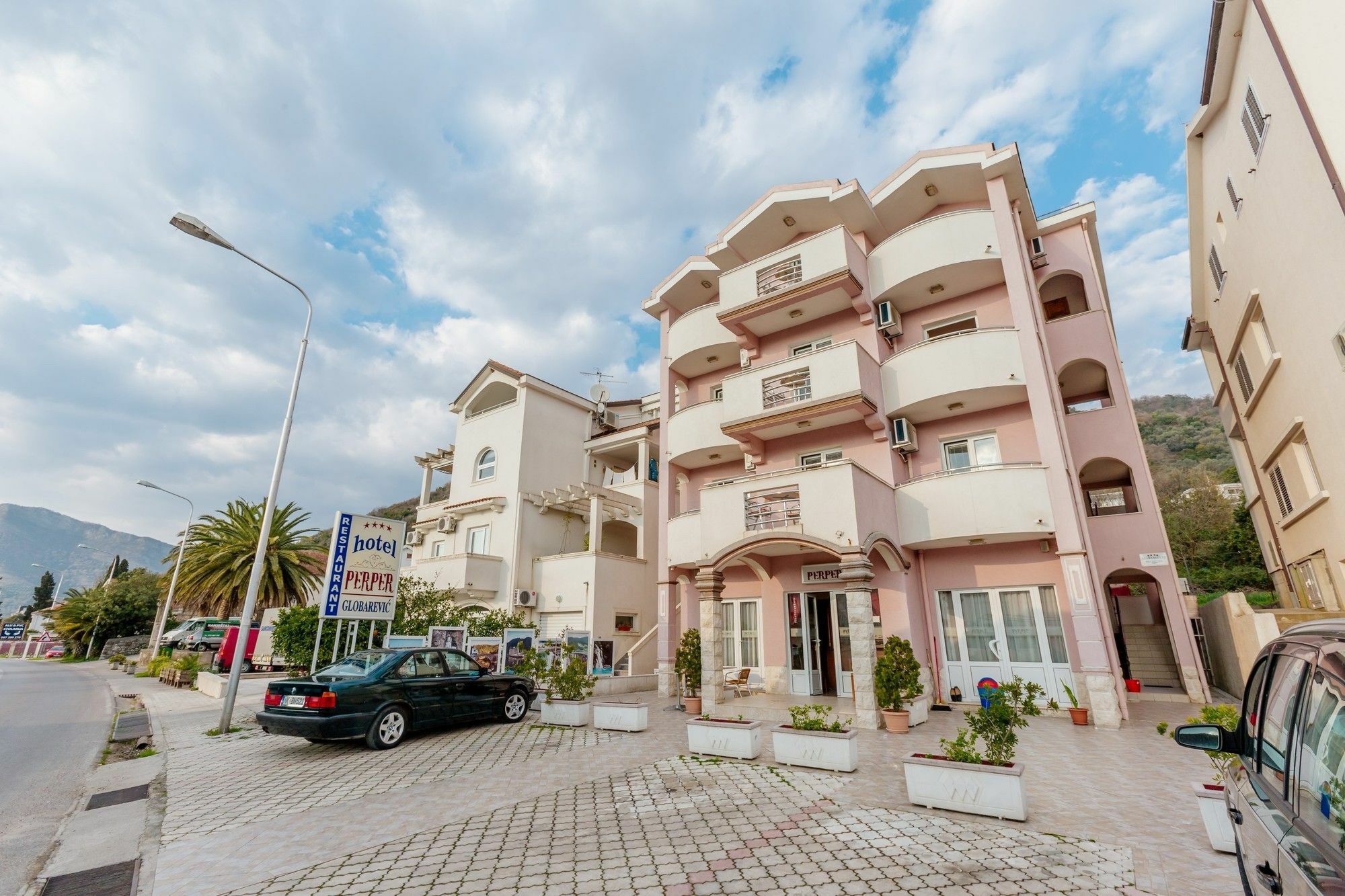 Apartments Perper Τίβατ Εξωτερικό φωτογραφία