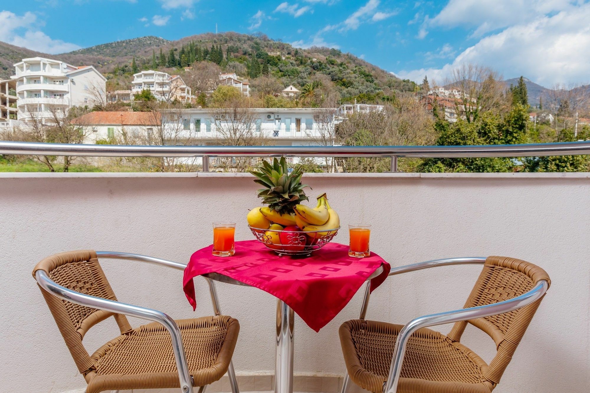 Apartments Perper Τίβατ Εξωτερικό φωτογραφία
